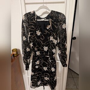 Elizabeth and James long sleeve floral dress